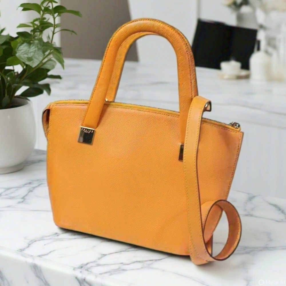 💛 CÉLINE EUC Mustard Leather Tote Crossbody Small Shoulder Bag Gold HW - Picture 6 of 17